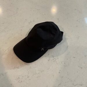 Lululemon hat